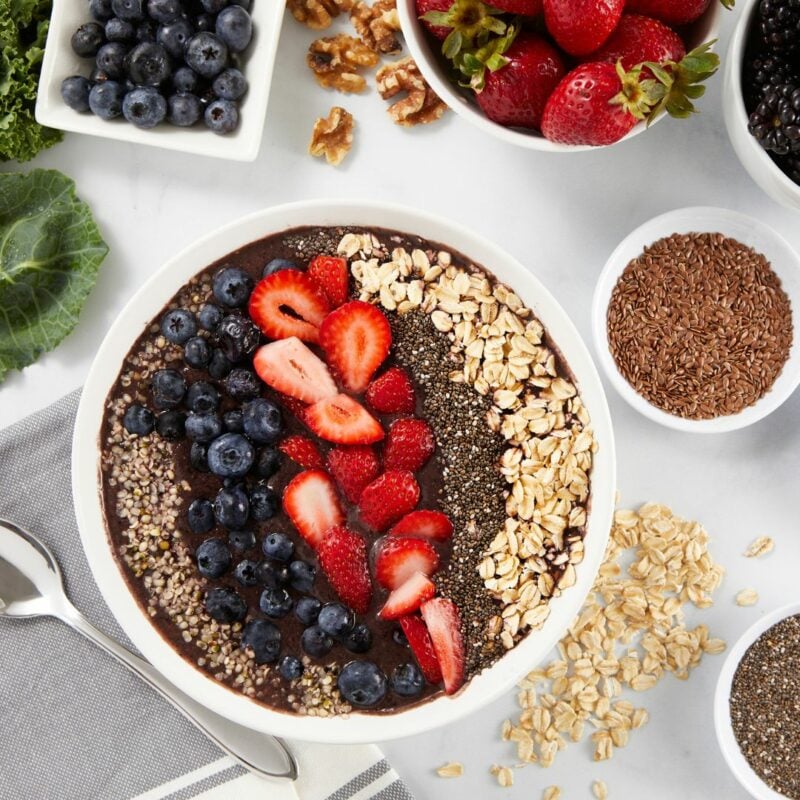 https://www.goleafside.com/recipe/wild-berry-smoothie-bowl/